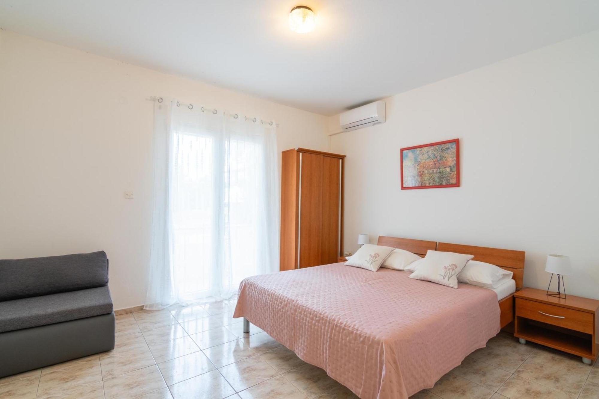 Apartments With A Parking Space Mandre, Pag - 18748 Kolan Exterior foto