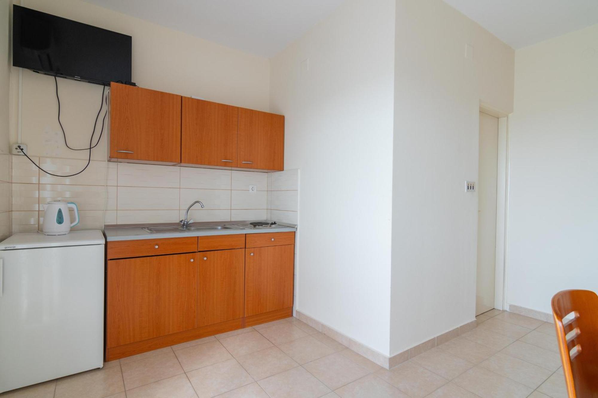 Apartments With A Parking Space Mandre, Pag - 18748 Kolan Exterior foto